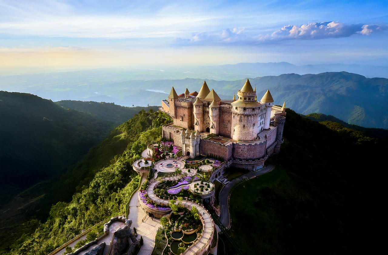 Hệ thống Sun World trên khắp cả nước với nhiều công trình biểu tượng du lịch  