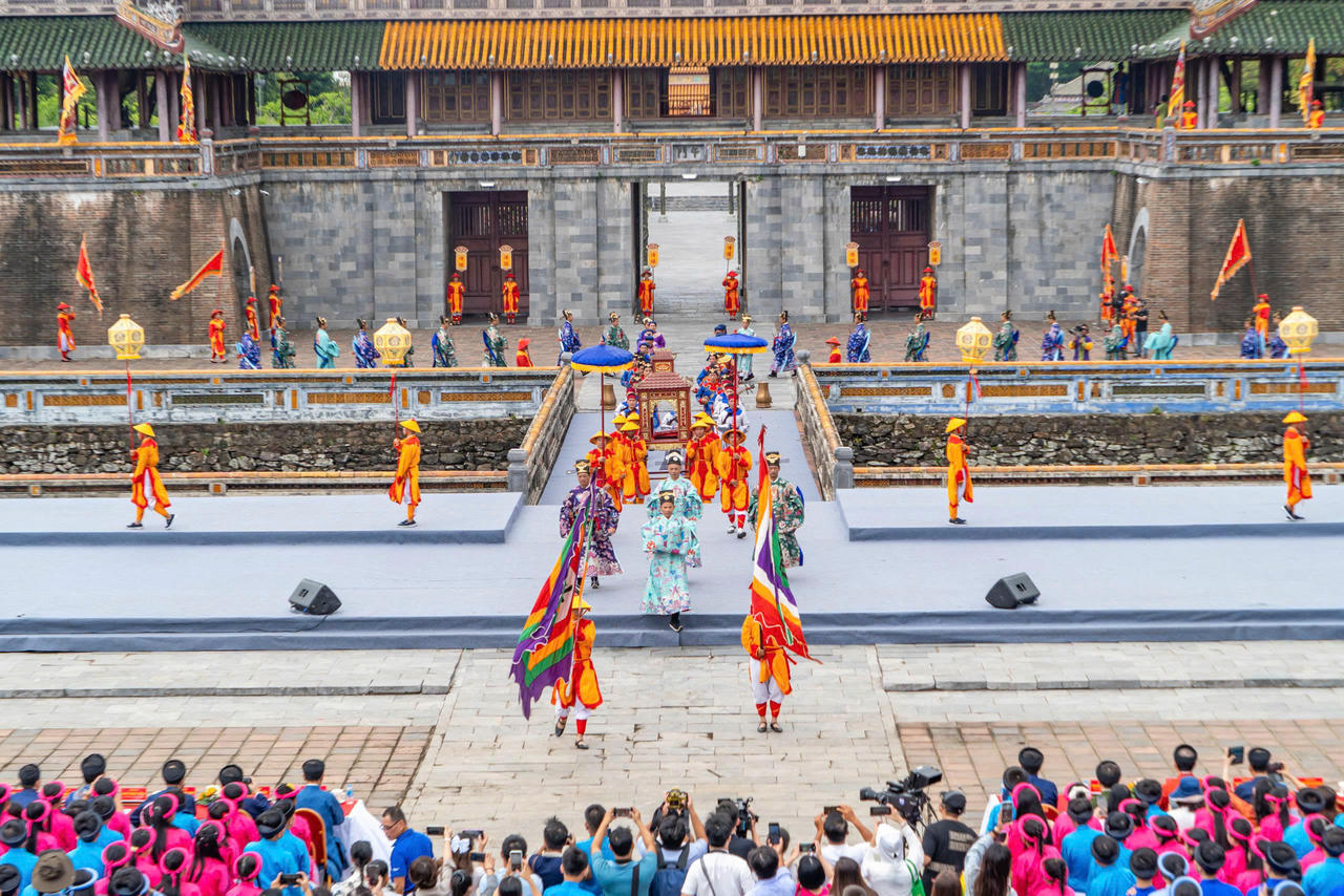 Tái hiện lễ Truyền lô nhằm tiếp lửa cho nhiều thế hệ học sinh phát huy tinh thần hiếu học, học giỏi