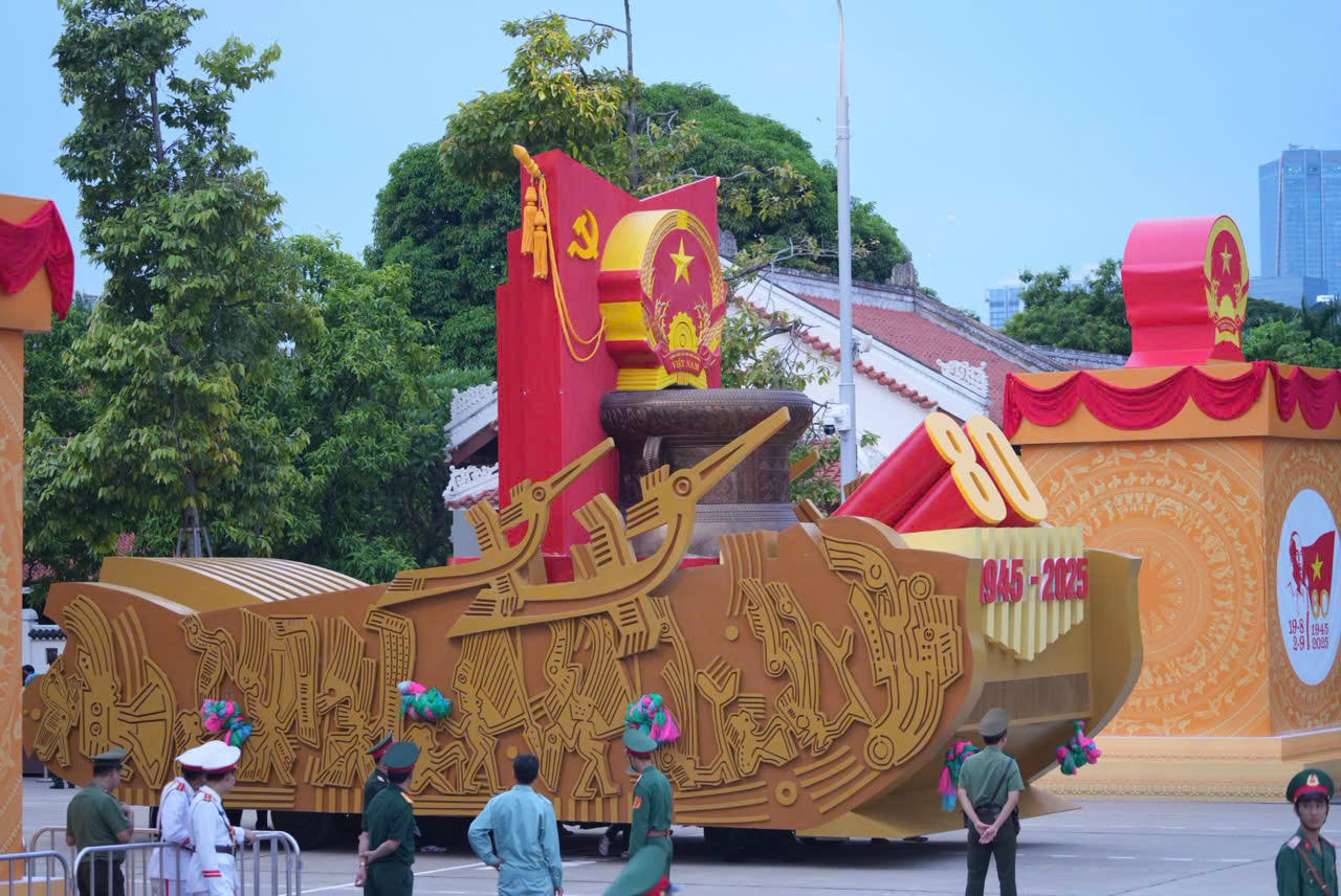 Hợp luyện diễu binh diễu hành lần 2 kỷ niệm 80 năm Quốc khánh 2/9 thành công tốt đẹp