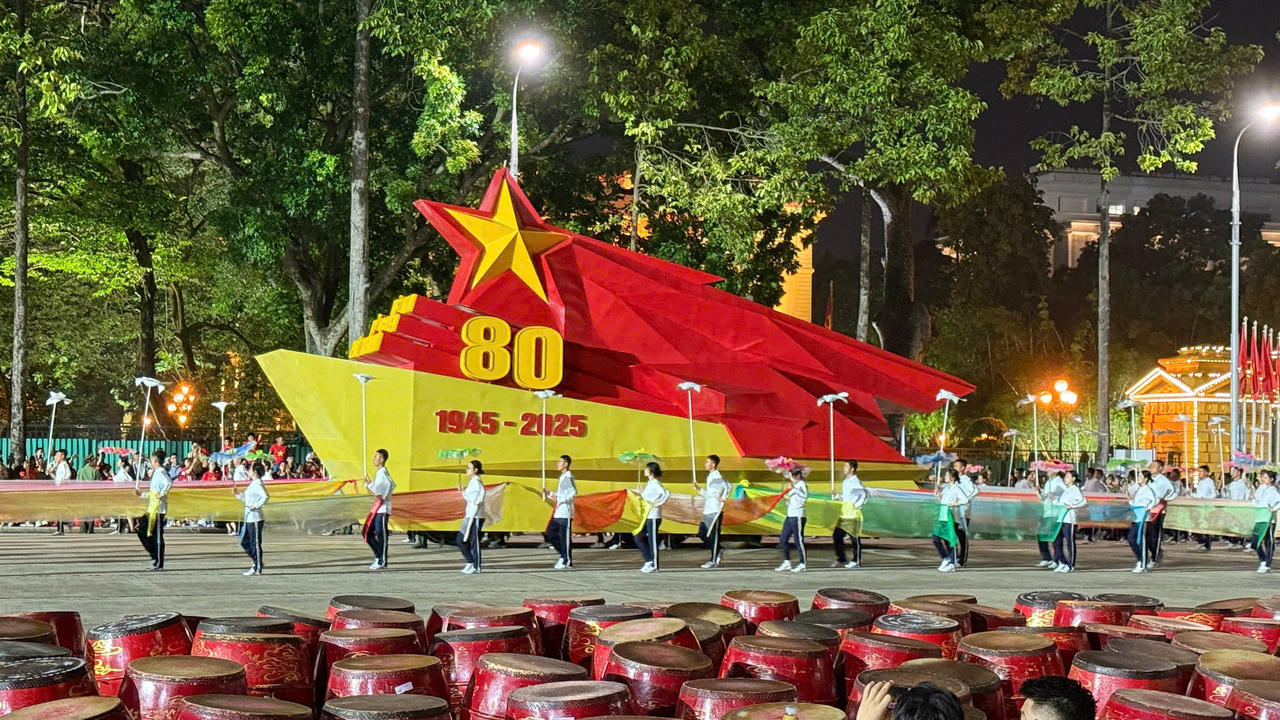 Tiết mục Trống hội là màn biểu diễu ý nghĩa tại Lễ Kỷ niệm 80 năm Cách mạng Tháng Tám và Quốc khánh 2/9 năm nay.