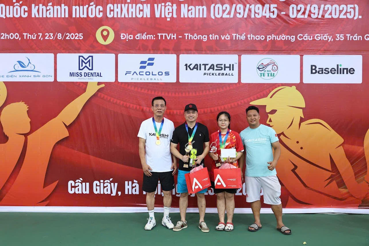 Cặp vận động viên Thế Tài – Hạnh Trang đã xuất sắc giành giải Nhất đôi nam nữ chung cuộc.