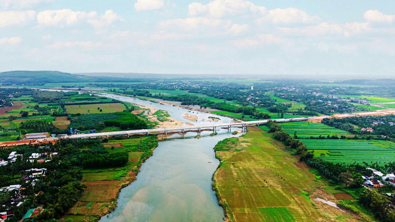 Gia Lai là địa phương duy nhất đón đồng thời ba tuyến cao tốc được thông xe kỹ thuật dịp 19/8.