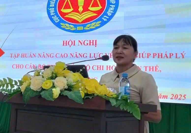Bà Nguyễn Thị Thanh Nhung, Phó Chủ tịch thường trực Ủy ban nhân dân xã Ea Súp, tỉnh Đăk Lắk.
