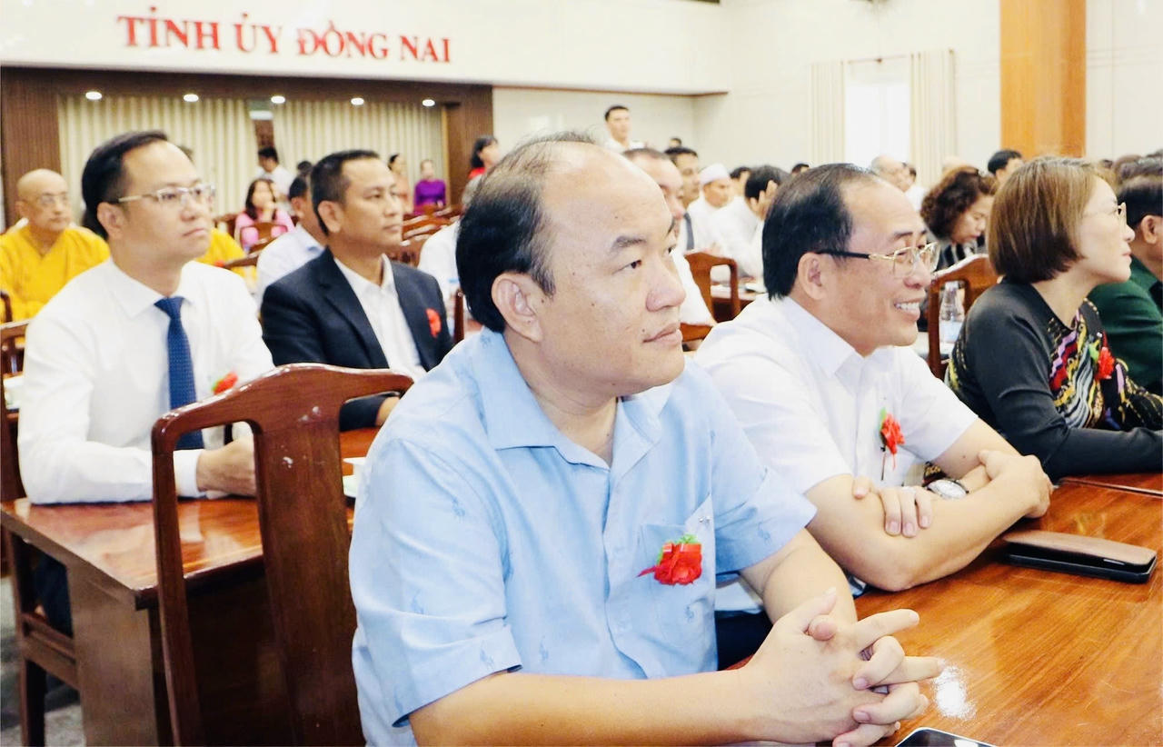 Các doanh nhân tiêu biểu của tỉnh Đồng Nai tham dự chương trình gặp mặt. Ảnh: BĐN