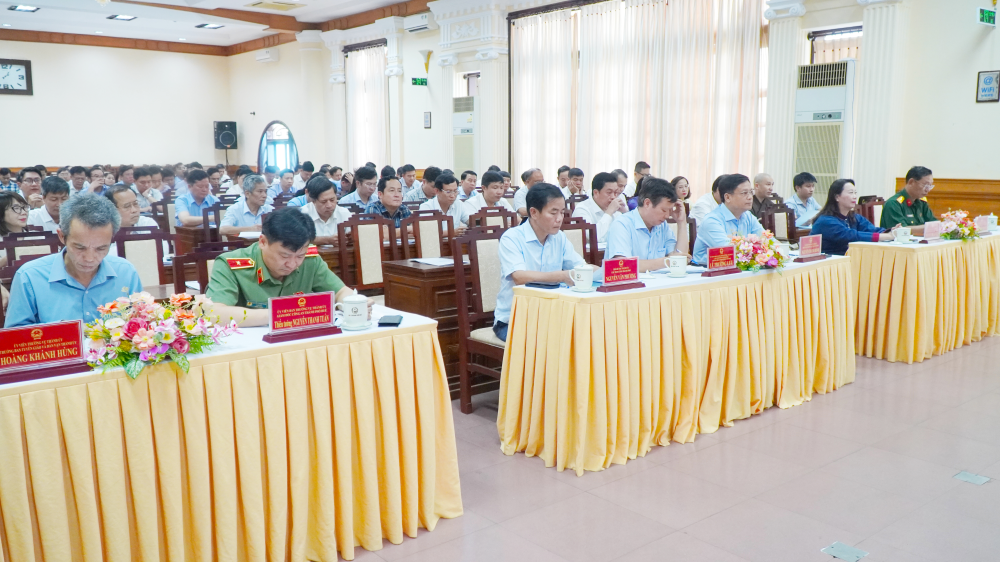 Các đại biểu tham dự Hội nghị.