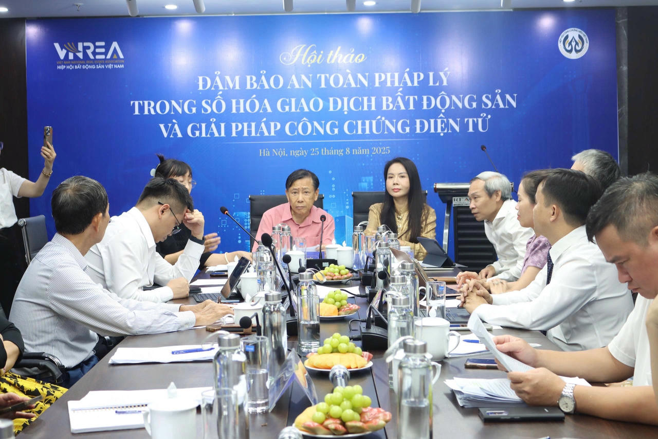 Bảo đảm an toàn pháp lý trong số hóa giao dịch bất động sản và giải pháp công chứng điện tử