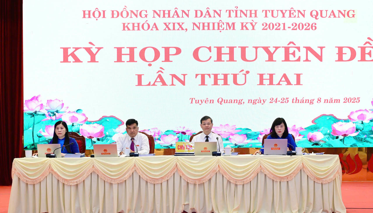 Tuyên Quang: "Quyết" chính sách hỗ trợ lưu trú, đi lại cho cán bộ sau sắp xếp