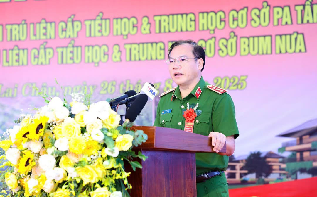 Thượng tướng Nguyễn Văn Long, Thứ trưởng Bộ Công an phát biểu tại Lễ khởi công.
