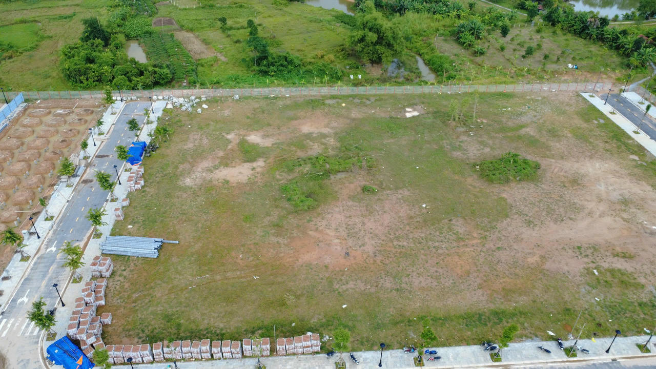 Lô đất chuẩn bị xây dựng khu NƠXH CT5 và CT6 nằm trong KĐT Yên Bái Reverside. Ảnh: Nhật Nguyên