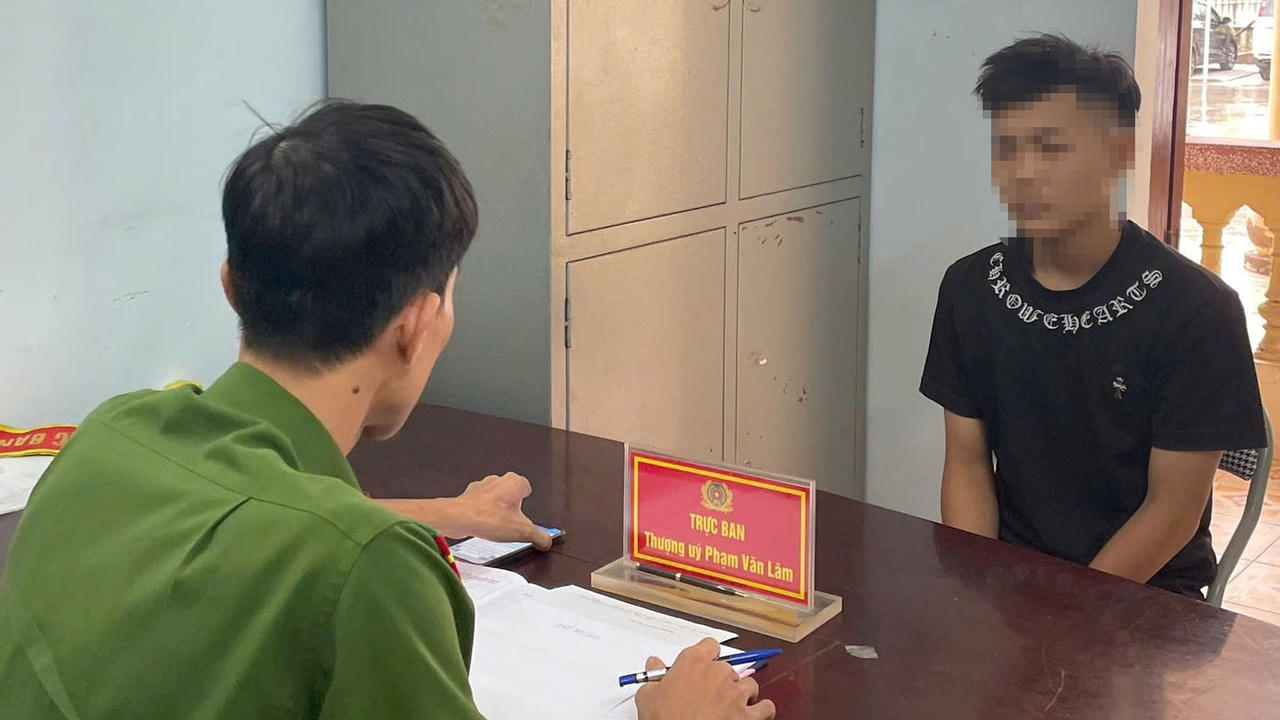 Em P.Đ.A tại cơ quan Công an xã Thanh Miện.