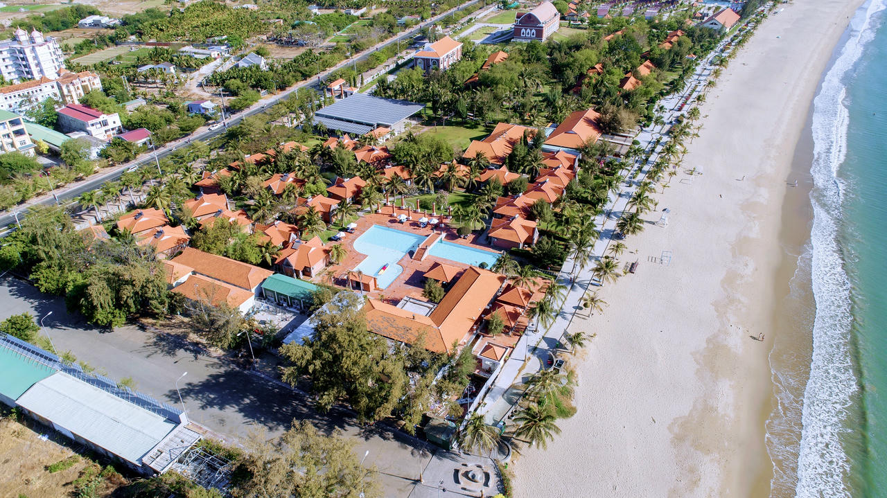 TTC Resort - Ninh Thuận với kiến trúc mang đậm bản sắc Chăm Pa tạo nên những nét chấm phá cho bức tranh Ninh Chử xinh đẹp.