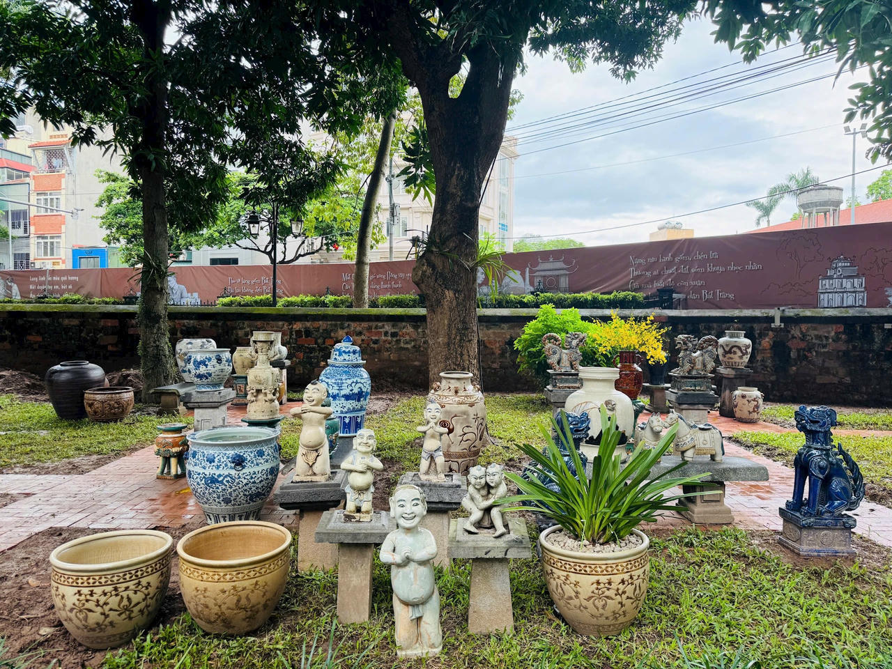 180 tác phẩm tinh xảo tại “Tình đất và gốm”