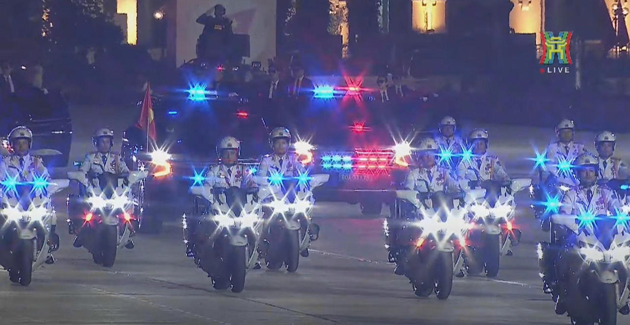 (Live) Thành công Sơ duyệt cấp nhà nước, các khối diễu binh toả về nơi tập kết trong tình yêu thương của Nhân dân