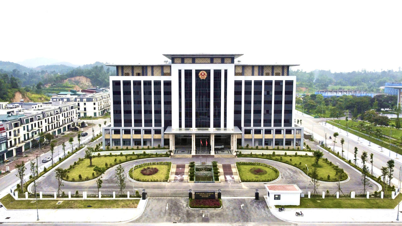 Trụ sở UBND tỉnh Cao Bằng (Ảnh: Thanh Tùng)