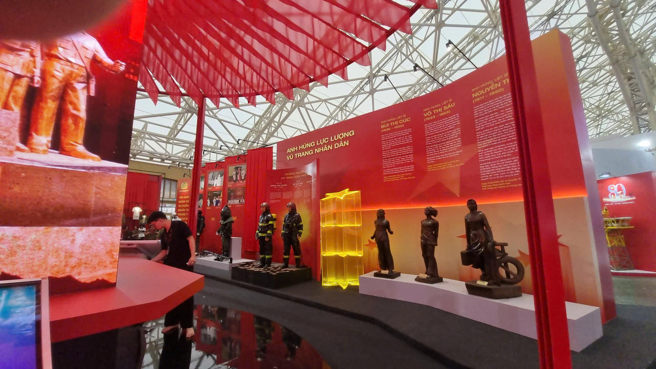 Triển lãm thành tựu Đất nước nhân kỷ niệm 80 năm Quốc khánh: Sẵn sàng cho Lễ khai mạc