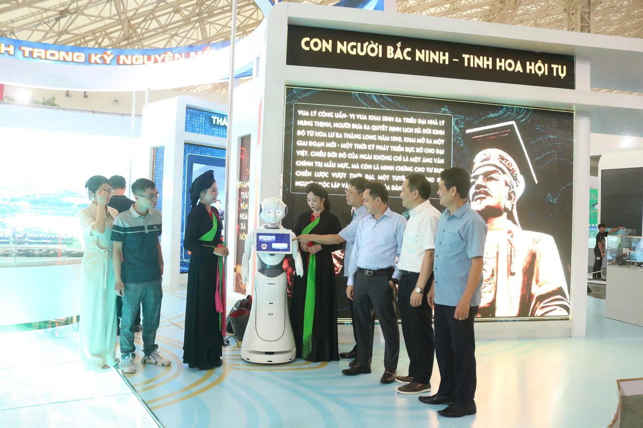 Bảo tàng Bắc Ninh số 2 trưng bày chuyên đề “Thành tựu ngành Văn hóa Bắc Ninh 1997 – 2025” và “Bắc Ninh trong Cách mạng tháng Tám 1945”.