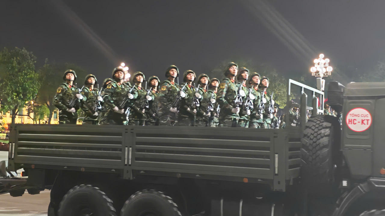 Hàng vạn người tham gia Sơ duyệt cấp nhà nước Lễ diễu binh, diễu hành mùng 2/9