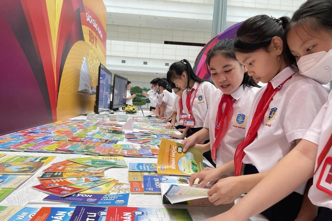 Toàn văn Nghị quyết của Bộ Chính trị về đột phá phát triển giáo dục và đào tạo