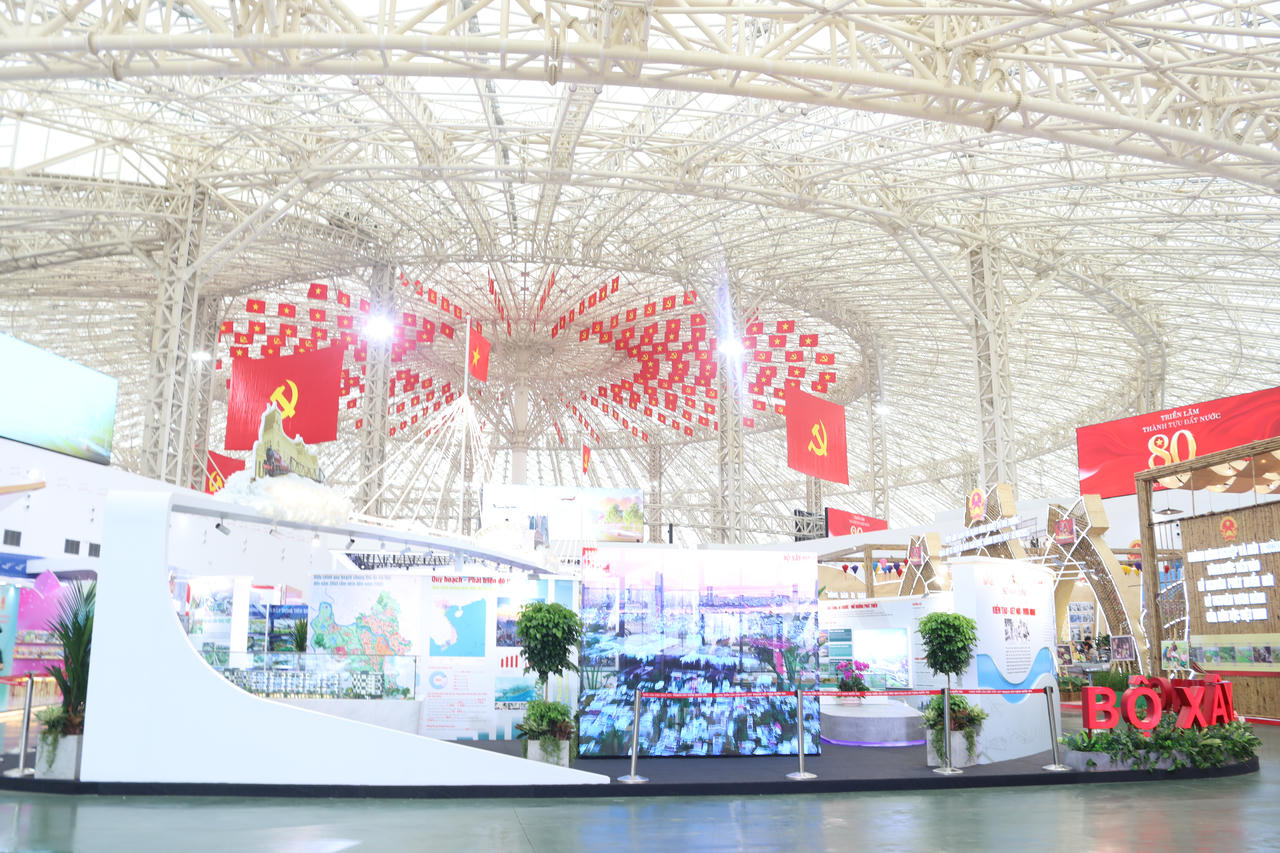 Triển lãm thành tựu Đất nước nhân kỷ niệm 80 năm Quốc khánh: Sẵn sàng cho Lễ khai mạc