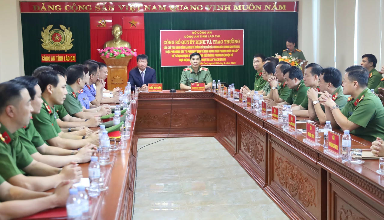 Quang cảnh buổi lễ.