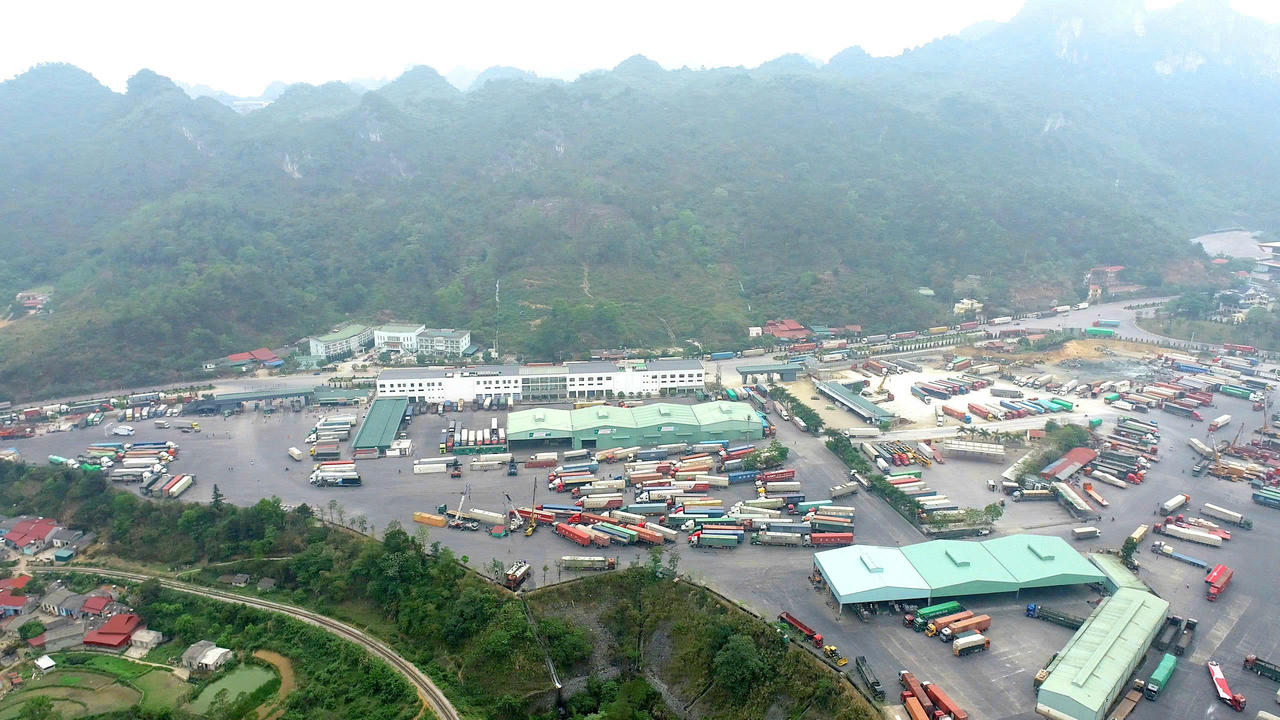 Khu vực hoạt động chính của Xuân Cương tại cửa khẩu Hữu Nghị.