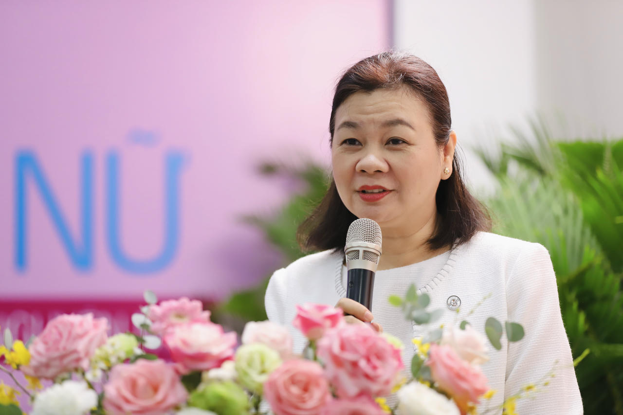 Bà Lý Việt Trung - Tổng biên tập Báo Phụ nữ TP HCM. Ảnh: BTC