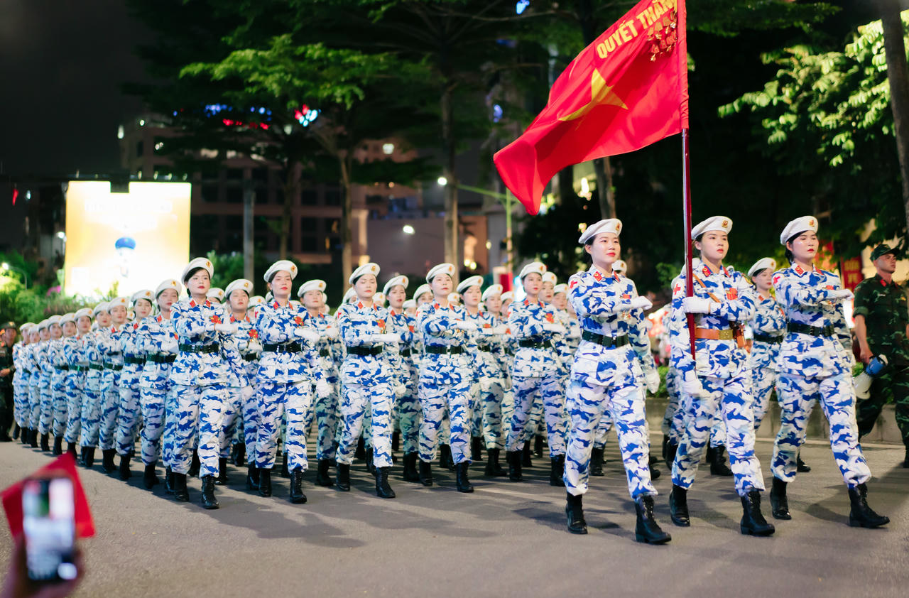 'Bóng hồng Quân y' - biểu tượng kiên cường và nhân ái trong quân ngũ