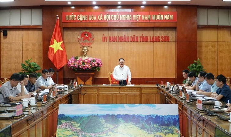 Chủ tịch UBND tỉnh Lạng Sơn chủ trì cuộc họp về phát triển nhà ở xã hội tại Lạng Sơn.