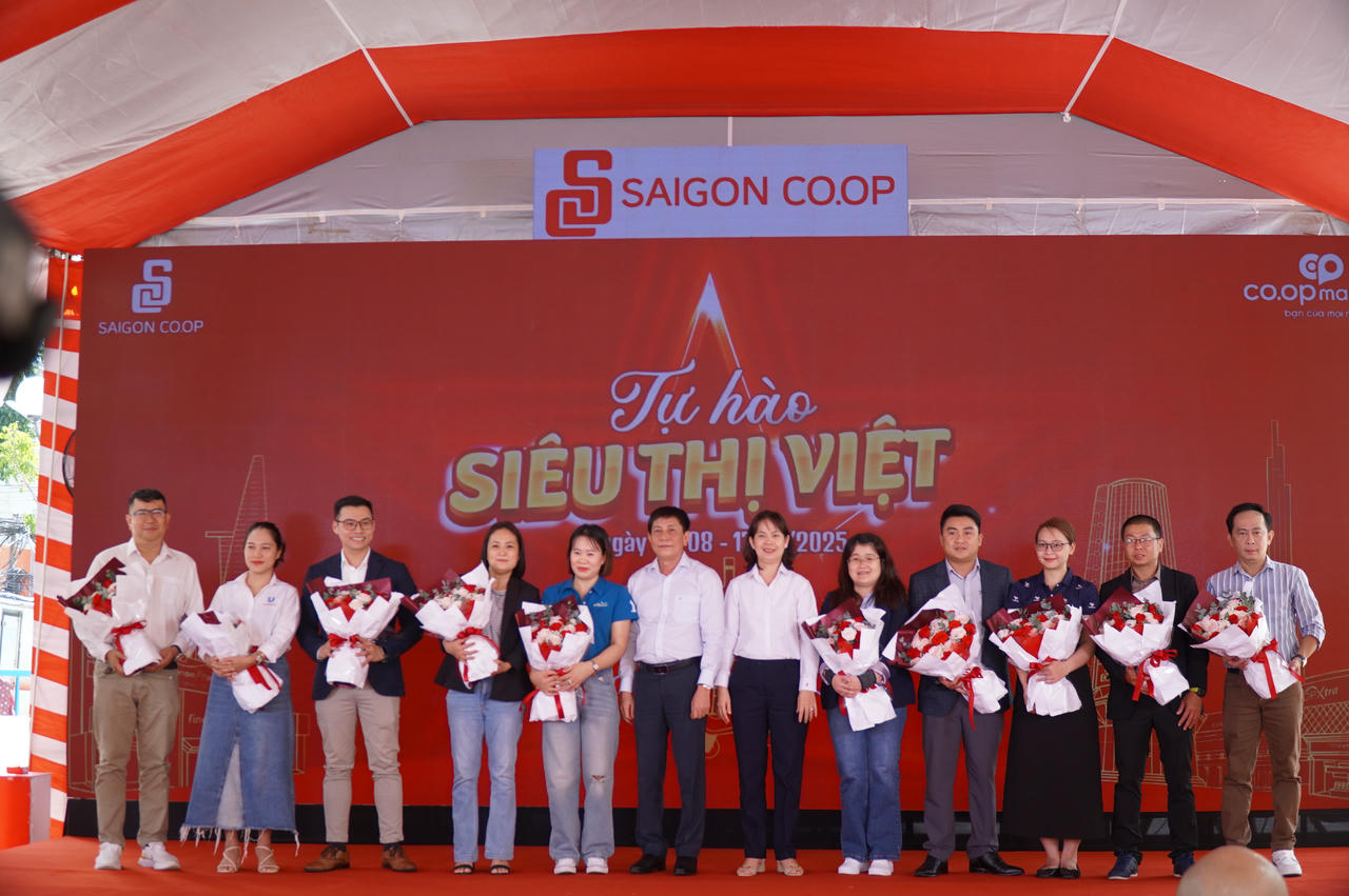 Tri ân các đối tác đồng hành cùng Saigon Co.op vun đắp cho sự phát triển hàng Việt. Ảnh: Kim Ngân