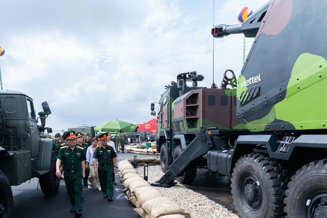 UAV tầm xa, pháo tự hành hạng nặng "Make in Vietnam" lần đầu xuất hiện tại Triển lãm thành tựu đất nước