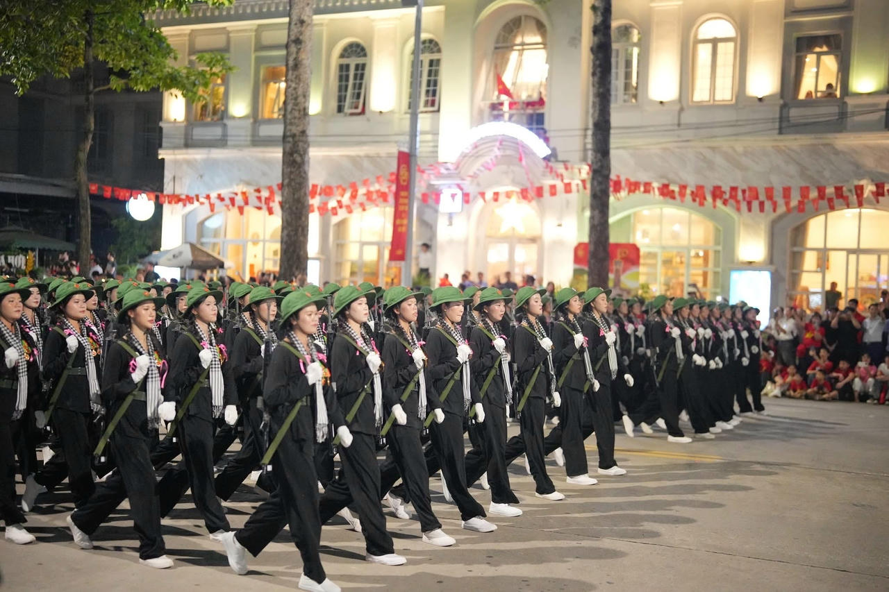 Khối nữ du kích miền Nam: Hiện thân khí phách kiên cường của phụ nữ Việt Nam trong đội hình diễu binh A80