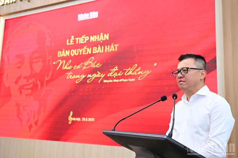 Tổng Biên tập Lê Quốc Minh phát biểu tại sự kiện.