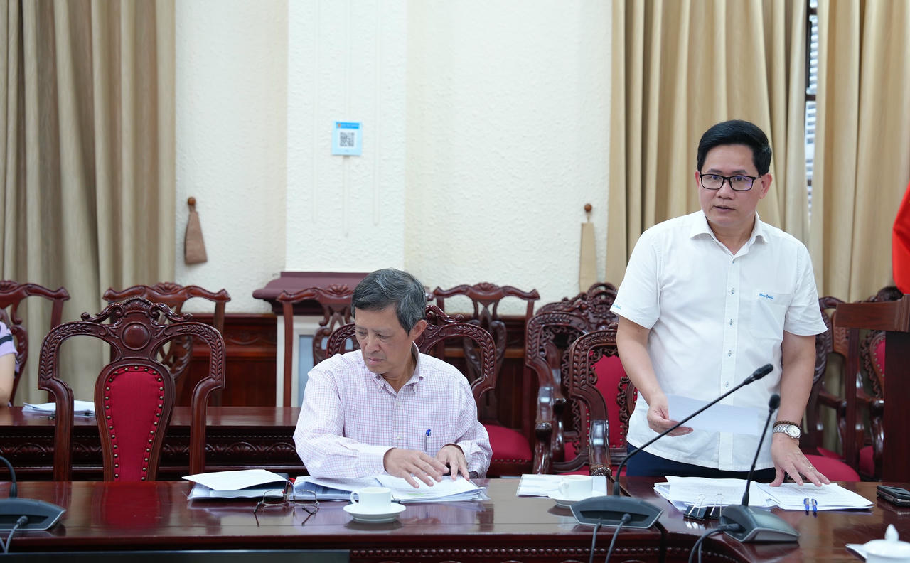 Vụ trưởng Vụ Hợp tác quốc tế Nguyễn Hữu Huyên phát biểu tại cuộc họp.