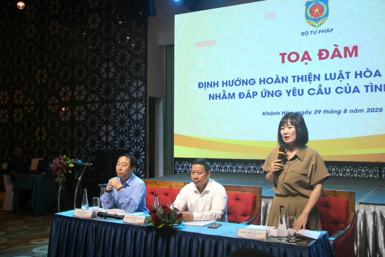 Bà Ngô Quỳnh Hoa, Phó Cục trưởng Cục Phổ biến, giáo dục pháp luật và Trợ giúp pháp lý.