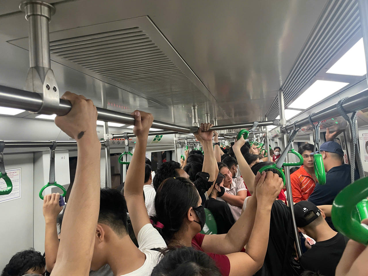 Hà Nội Metro phục vụ hành khách xuyên đêm, miễn phí vé 4 ngày nghỉ lễ Quốc khánh 2/9