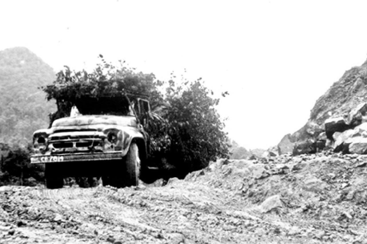 Xe tải thuộc Đoàn 559 - một trong những phương tiện vận chuyển tiền. 