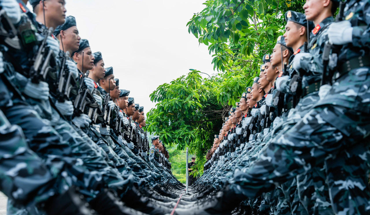 Các chiên sĩ tích cực luyện tập hướng về ngày hội lớn.