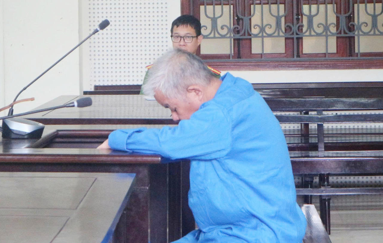 Tranh chấp bên bờ mương, mẻ tình anh em họ