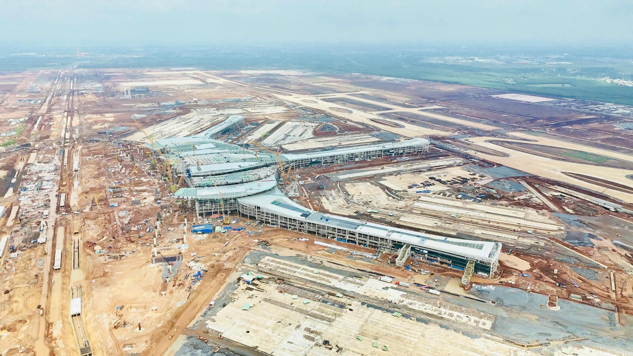 Dự án đặt mục tiêu hoàn thành vào ngày 19/12/2025 và đưa vào khai thác thương mại trong nửa đầu năm 2026.