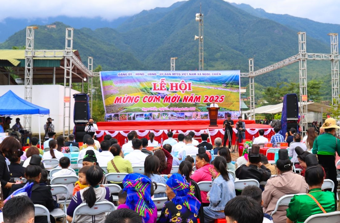 Khai mạc Lễ hội mừng cơm mới tại xã Ngọc Chiến, tỉnh Sơn La (Ảnh: CTV).