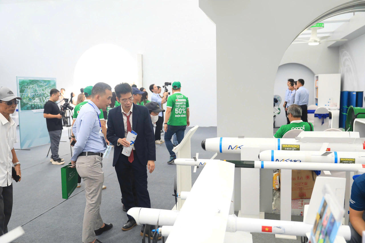 Hàng nghìn du khách tới thăm Không gian Truyền thống và Sáng tạo Hà Nội