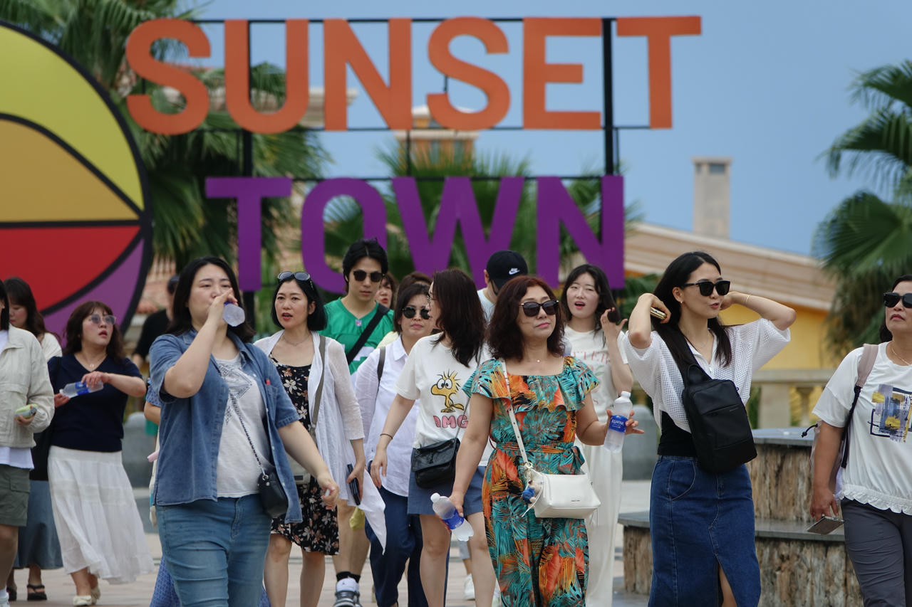 Khách đến Phú Quốc tăng 0,5%.