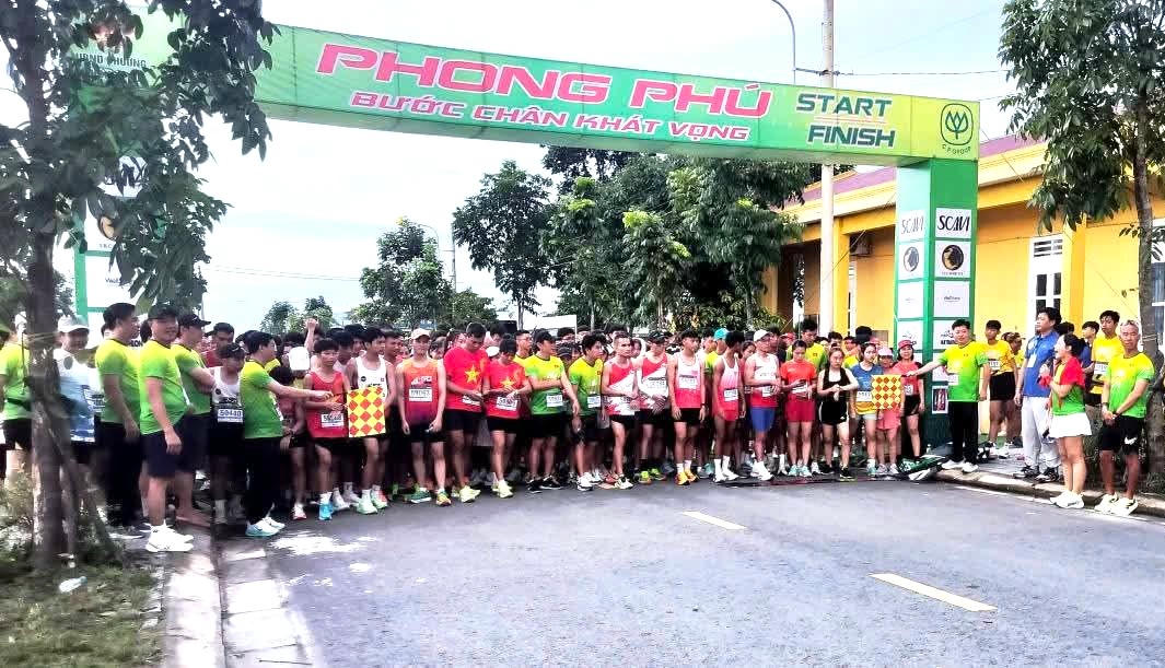 Hơn 1.500 vận động viên tham gia “Giải chạy vì cộng đồng”