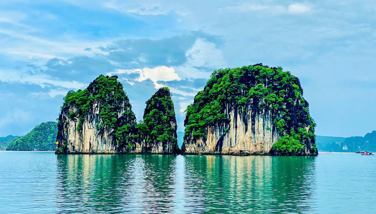 Cảnh đẹp hút hồn bất cứ du khách nào khi đến với Quảng Ninh