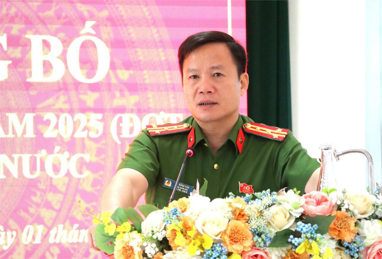 Đại tá Lê Hồng Vân - Phó Giám đốc Công an tỉnh Quảng Ninh, Thủ trưởng Cơ quan thi hành án hình sự phát biểu tại buổi lễ