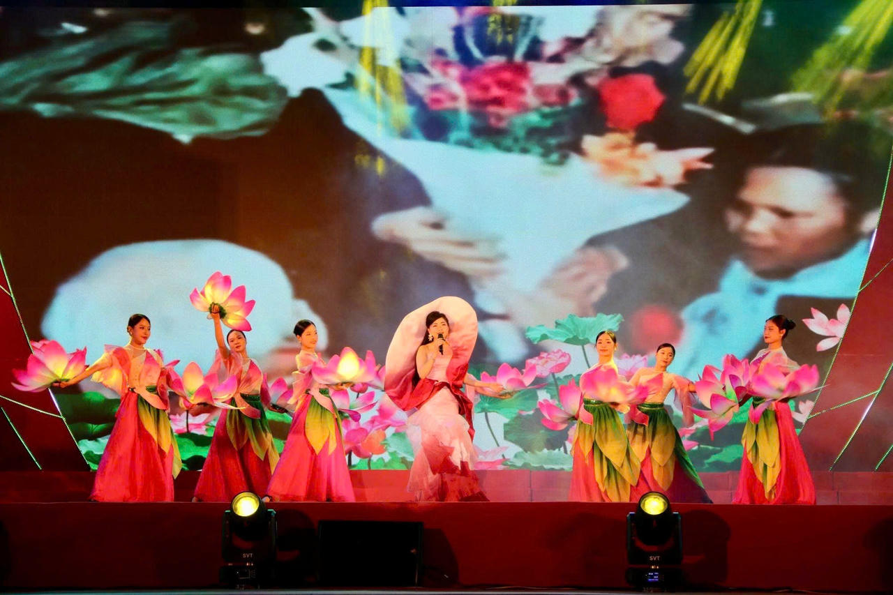 Đêm nghệ thuật và pháo hoa chào mừng Quốc khánh 2/9 tại Hải Phòng không chỉ đơn thuần là một chương trình biểu diễn quy mô lớn mà còn mang ý nghĩa chính trị, văn hóa quan trọng.