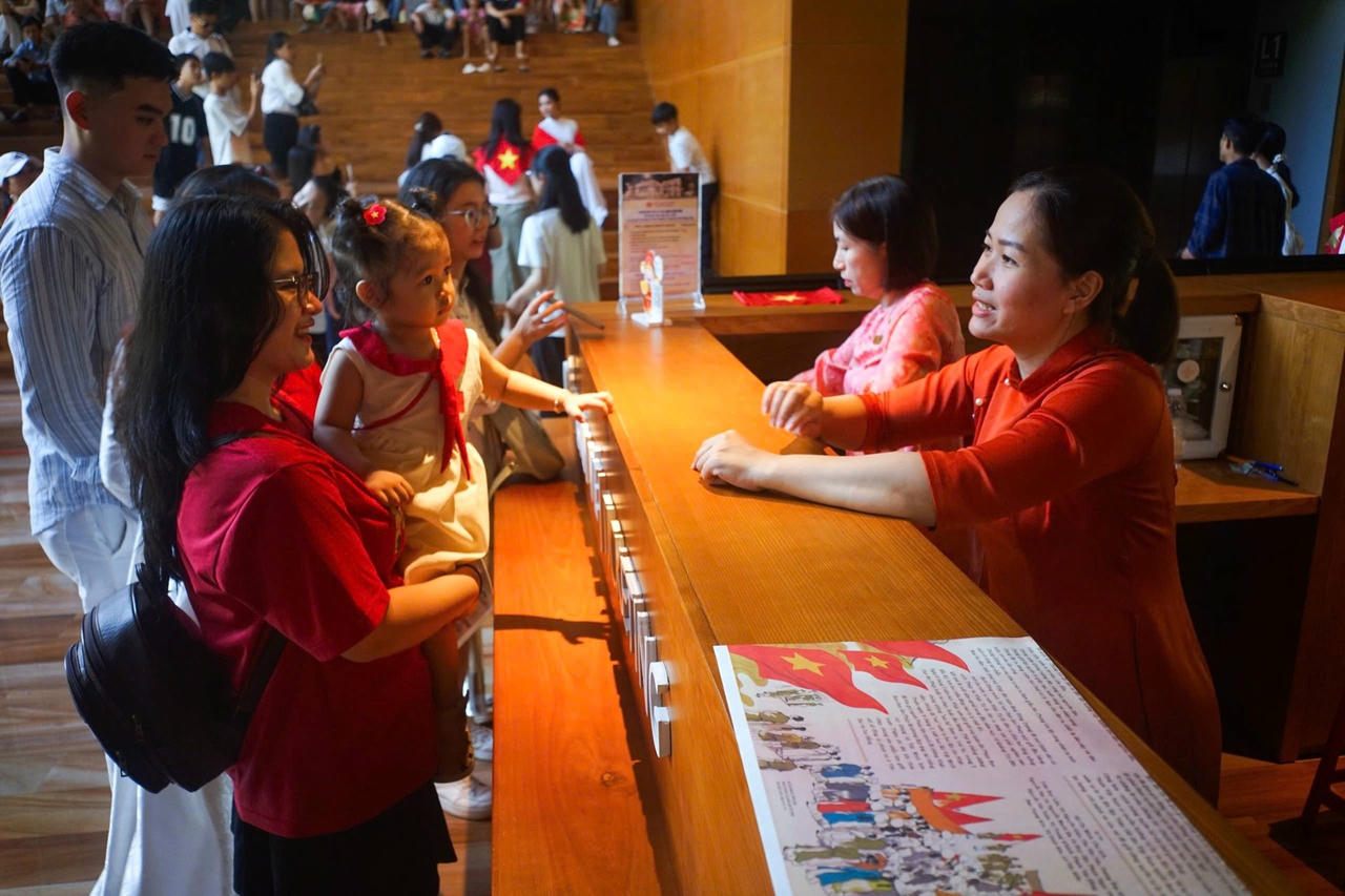 Ngoài các điểm vui, Bảo tàng Đà Nẵng cũng là một địa điểm được nhiều người lựa chọn tham quan trong ngày lễ trong đại này. 