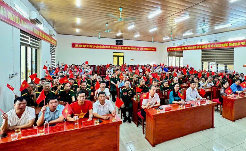 Đây là dịp để mọi người dân Quảng Ninh từ Đệ tứ Chiến khu Đông Triều đến mảnh đất địa đầu Móng Cái cùng hướng về Ba Đình.