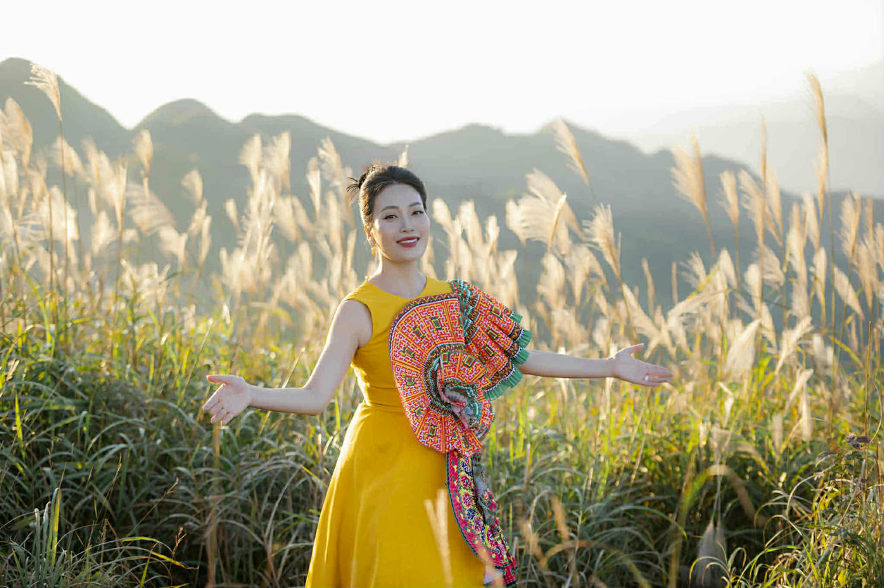 Huyền Trang mong muốn một lần nữa quảng bá vẻ đẹp Việt Nam đến bạn bè trong nước và quốc tế (ảnh H.T)