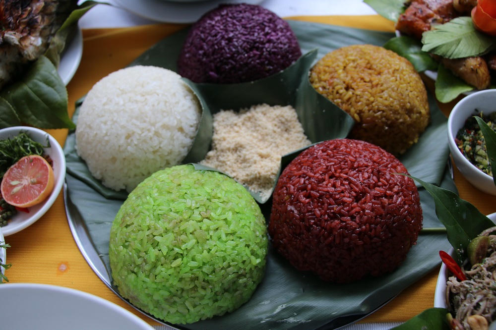 Món xôi ngũ sắc.